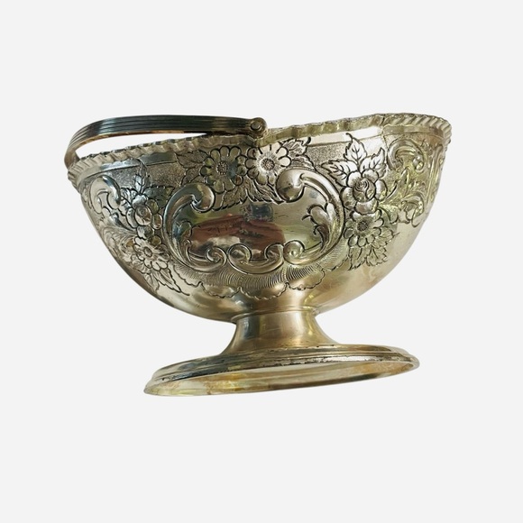 Corbell And Co. Silver Plate oval small Wedding Basket with Handle Gold Wash VTG - Picture 7 of 12